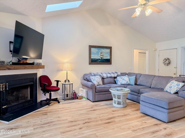 537 Chattooga Place Drive, Wilmington, NC 28412