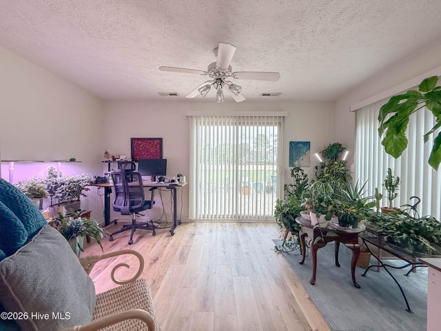 537 Chattooga Place Drive, Wilmington, NC 28412