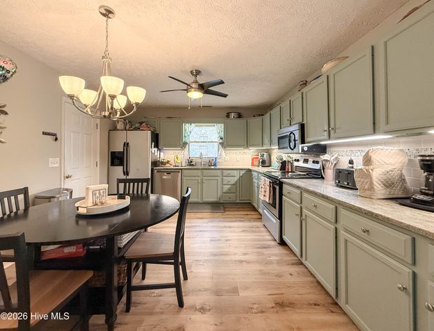 537 Chattooga Place Drive, Wilmington, NC 28412