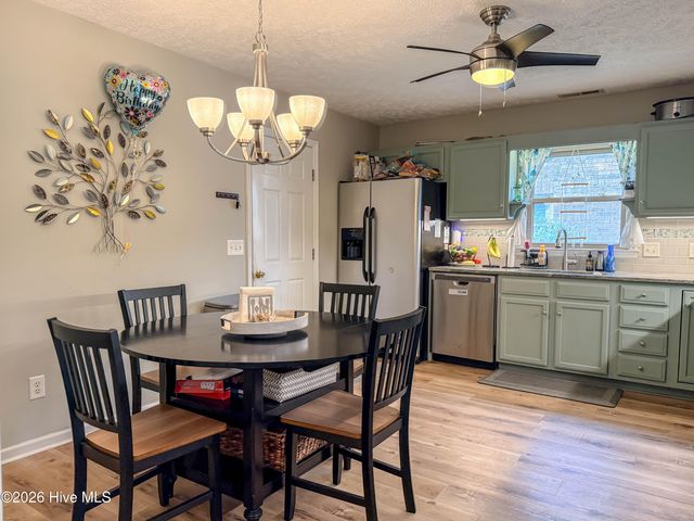 537 Chattooga Place Drive, Wilmington, NC 28412