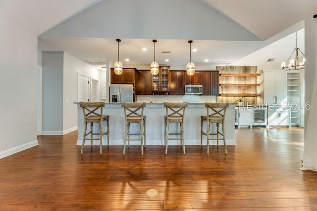 6 Stonewall Cir, Hilton Head Island, SC 29926