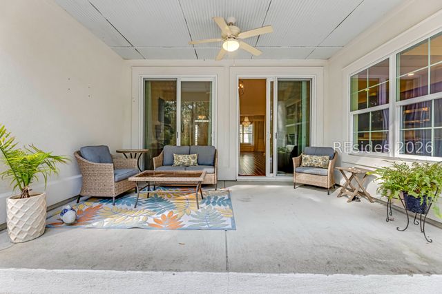 6 Stonewall Cir, Hilton Head Island, SC 29926