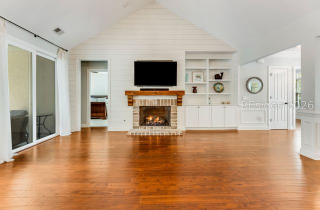 6 Stonewall Cir, Hilton Head Island, SC 29926