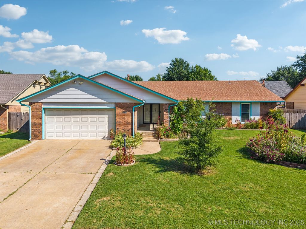 12517 E 38th Street, Tulsa, OK 74146