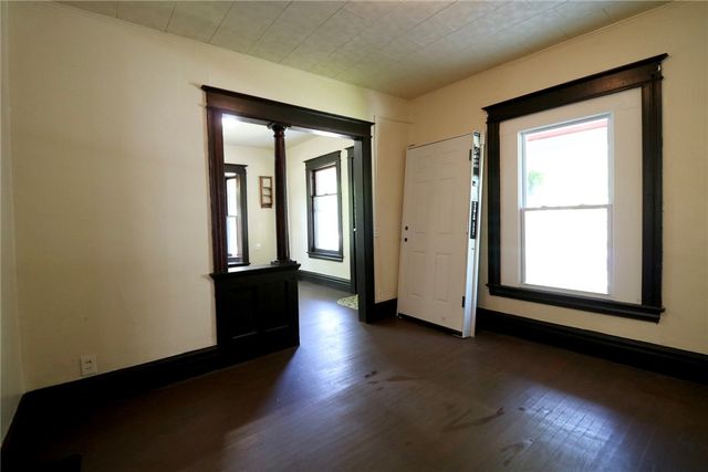 75 Peck Street, Rochester, NY 14609