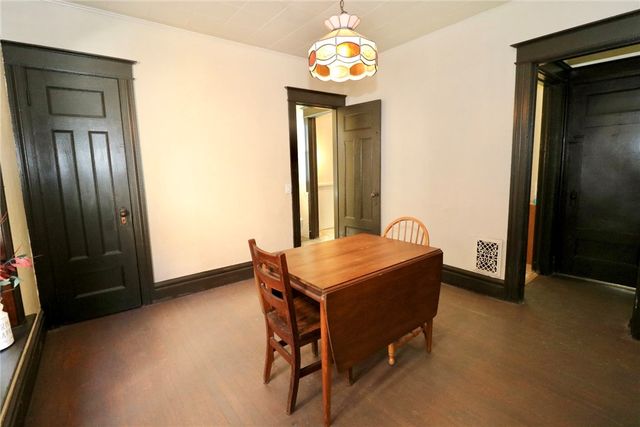 75 Peck Street, Rochester, NY 14609