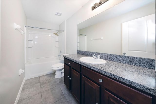 10162 CARLOWAY HILLS DRIVE, Wimauma, FL 33598