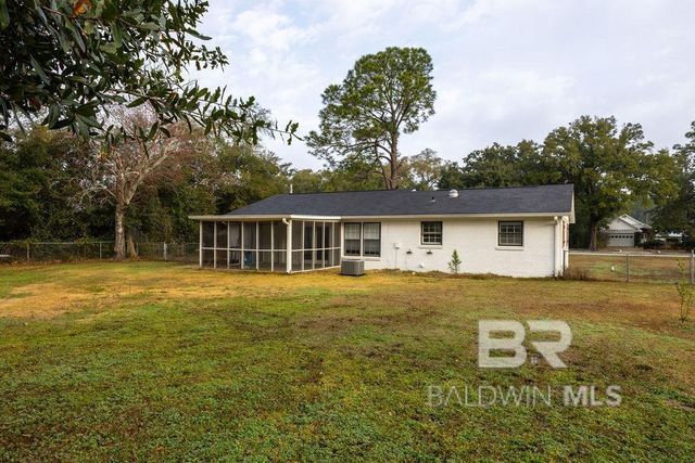 409 W Canal Drive, Gulf Shores, AL 36542