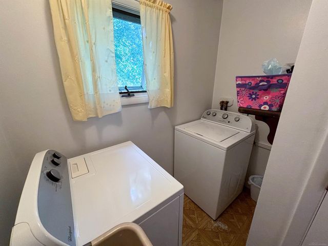 404 E Iron Street, Bessemer, MI 49911