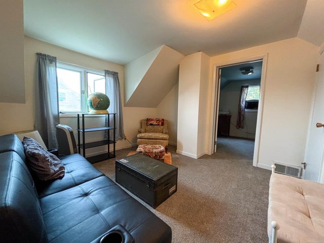 404 E Iron Street, Bessemer, MI 49911