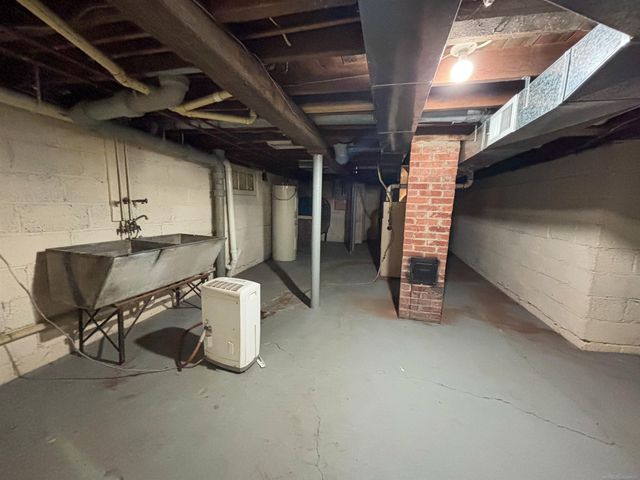 404 E Iron Street, Bessemer, MI 49911