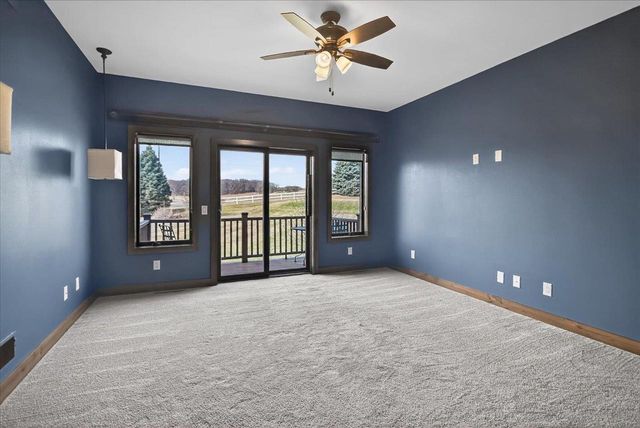 3168 Castleton Crossing, Sun Prairie, WI 53590