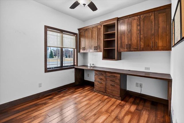 3168 Castleton Crossing, Sun Prairie, WI 53590