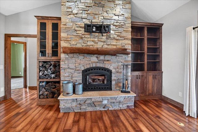 3168 Castleton Crossing, Sun Prairie, WI 53590