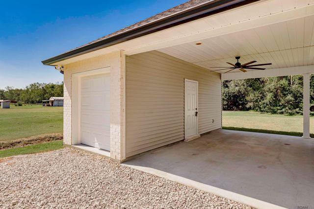 38327 Cornerview Rd, Gonzales, LA 70737