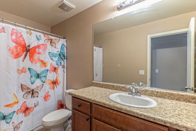 8750 W KINGMAN Street, Tolleson, AZ 85353