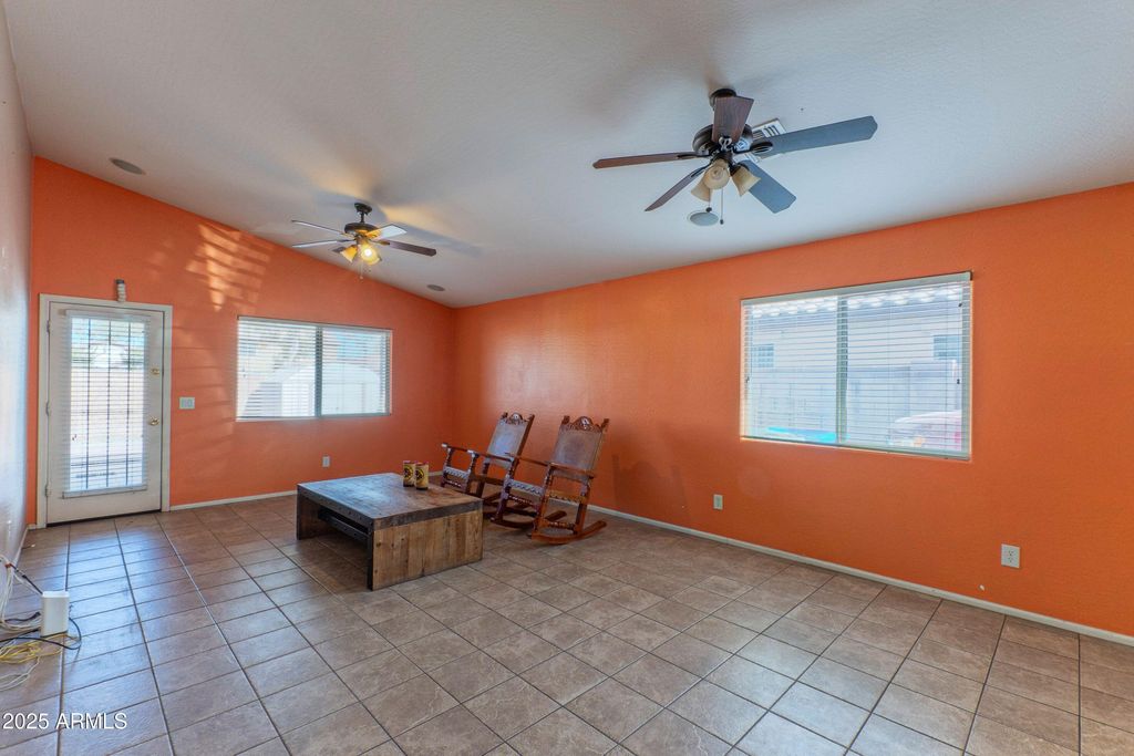 8750 W KINGMAN Street, Tolleson, AZ 85353 — photo 3