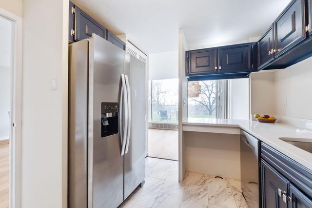 1000 Urlin Avenue, 11, Columbus, OH 43212