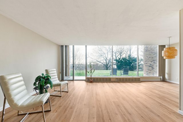 1000 Urlin Avenue, 11, Columbus, OH 43212