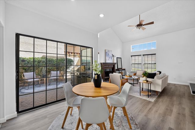631 Mission Circle, Irving, TX 75063