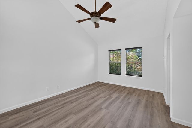 631 Mission Circle, Irving, TX 75063