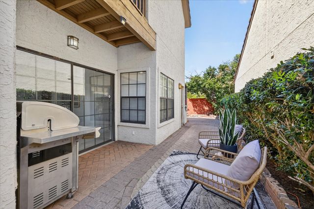 631 Mission Circle, Irving, TX 75063