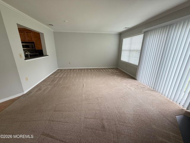 5 Jodhpur Court, Tinton Falls, NJ 07753