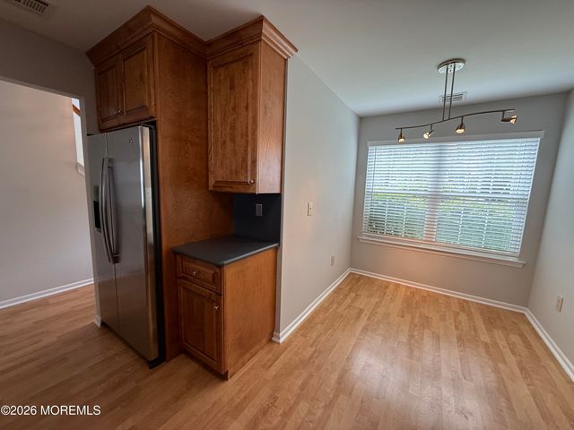 5 Jodhpur Court, Tinton Falls, NJ 07753