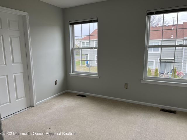 5 Jodhpur Court, Tinton Falls, NJ 07753