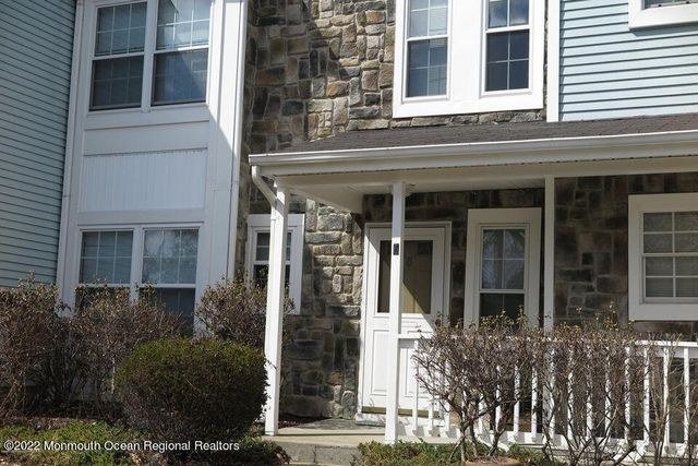 5 Jodhpur Court, Tinton Falls, NJ 07753