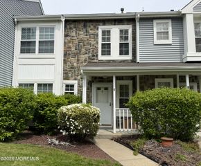 5 Jodhpur Court, Tinton Falls, NJ 07753