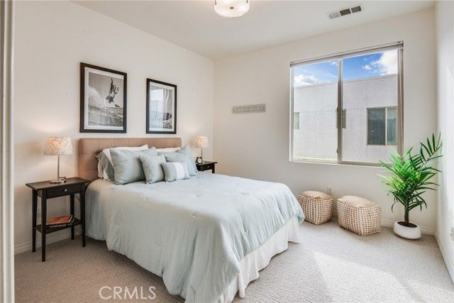 12921 Mission 102, Hawthorne, CA 90250