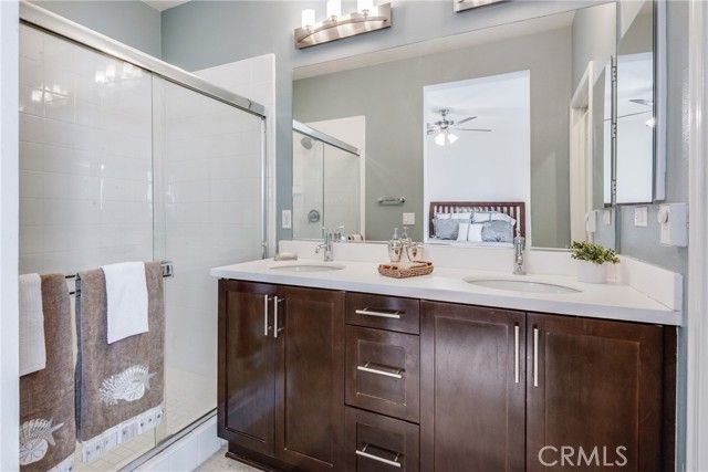 12921 Mission 102, Hawthorne, CA 90250