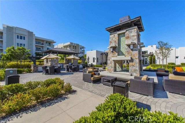 12921 Mission 102, Hawthorne, CA 90250