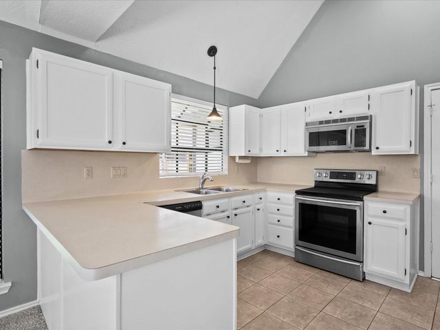 2119 Laurel Land Lane, Houston, TX 77014
