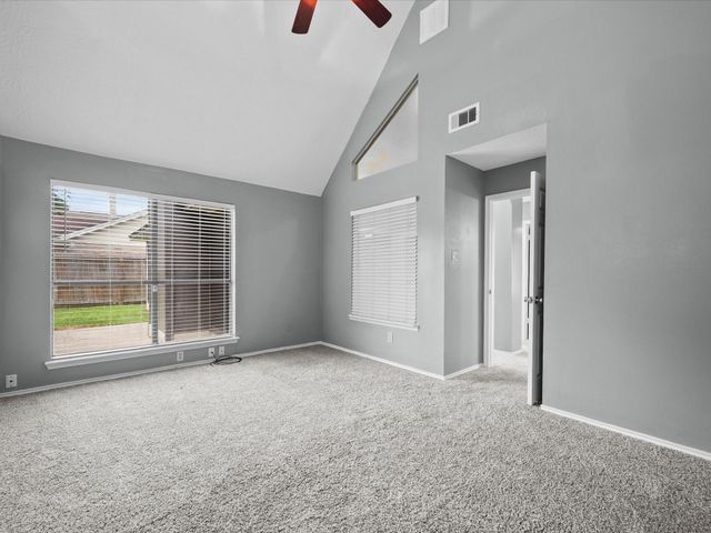 2119 Laurel Land Lane, Houston, TX 77014