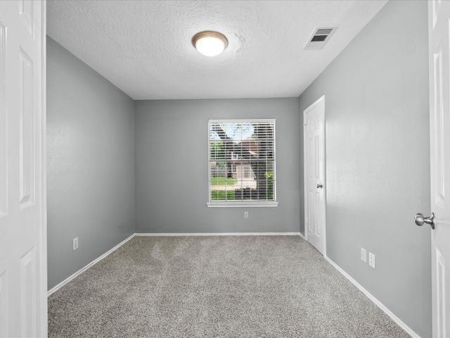 2119 Laurel Land Lane, Houston, TX 77014