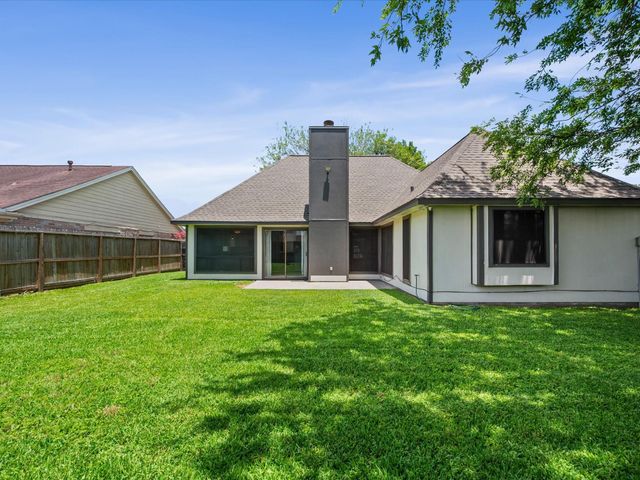 2119 Laurel Land Lane, Houston, TX 77014