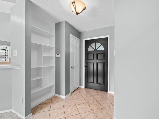 2119 Laurel Land Lane, Houston, TX 77014