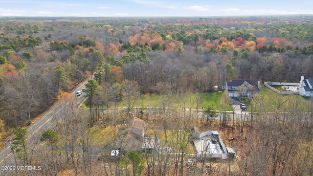 215 Bennetts Mills Road, Jackson, NJ 08527