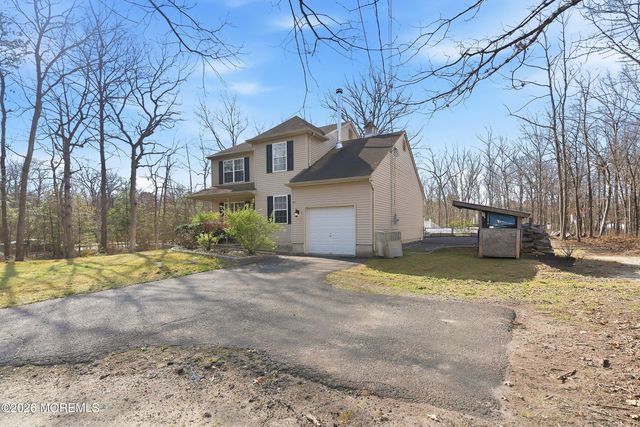 215 Bennetts Mills Road, Jackson, NJ 08527