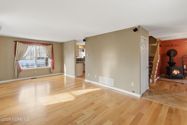 215 Bennetts Mills Road, Jackson, NJ 08527