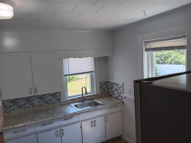 61 Spruce Street 1, Abington, MA 02351