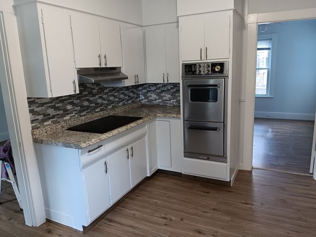 61 Spruce Street 1, Abington, MA 02351