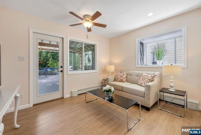 20 Riverview Circle, Little Falls, NJ 07424