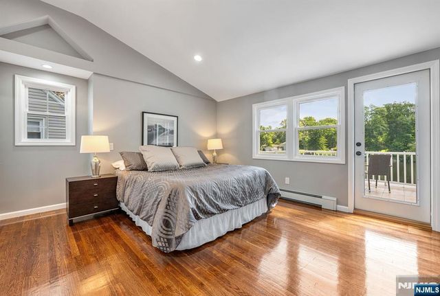 20 Riverview Circle, Little Falls, NJ 07424