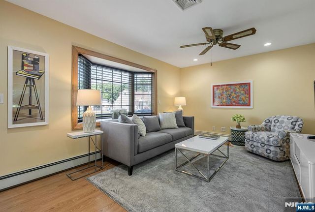 20 Riverview Circle, Little Falls, NJ 07424