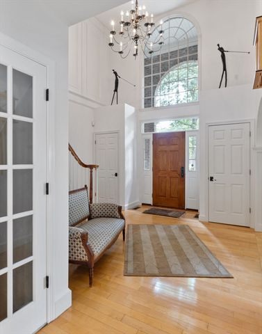211 Saddle Hill Road, Hopkinton, MA 01748