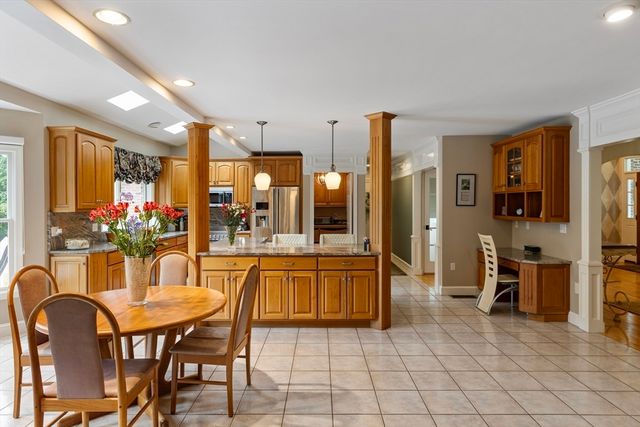211 Saddle Hill Road, Hopkinton, MA 01748