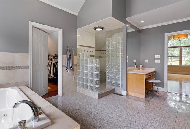 211 Saddle Hill Road, Hopkinton, MA 01748